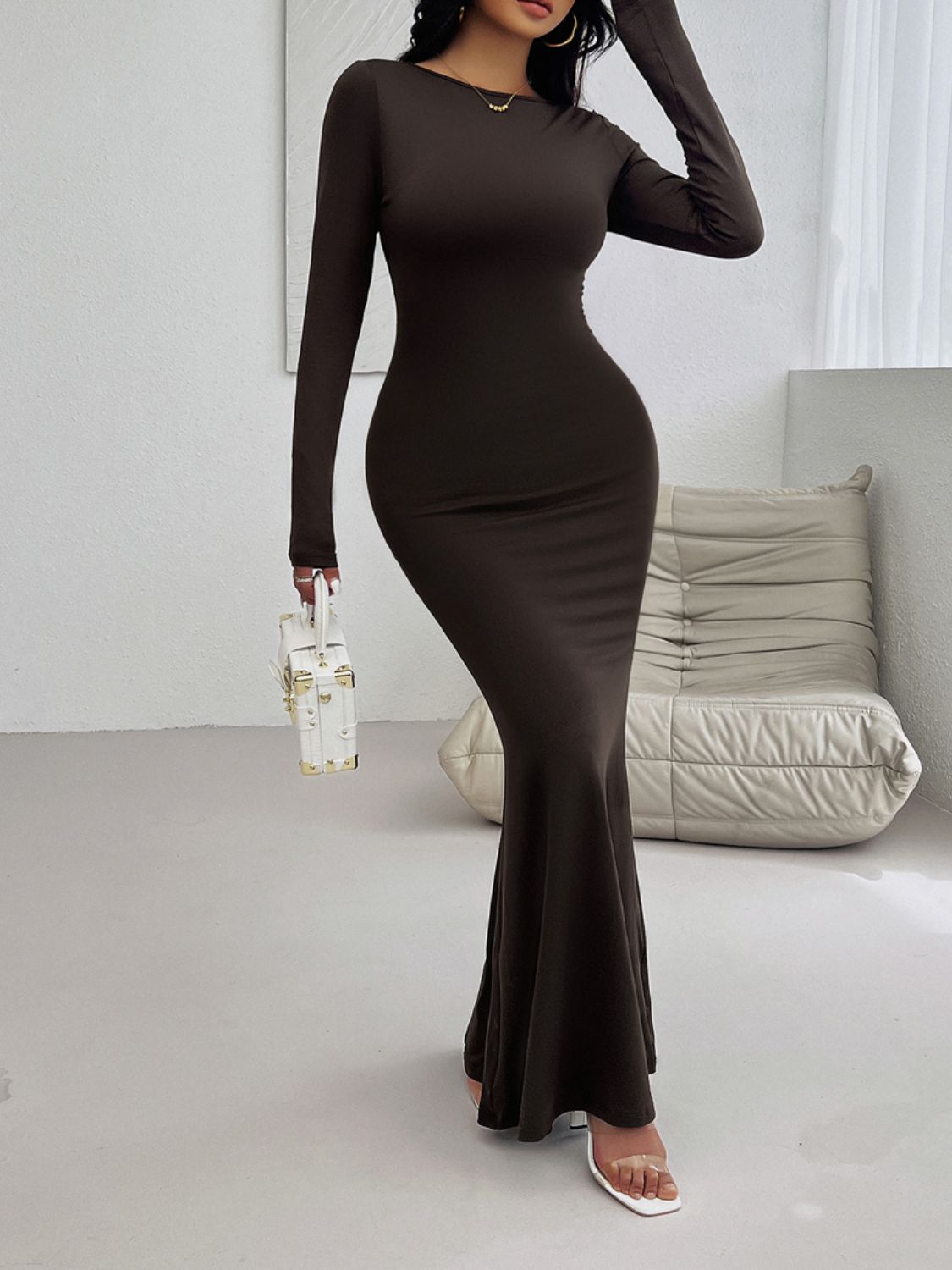 LuX De’Ore Kay Backless Long Sleeve Maxi Dress