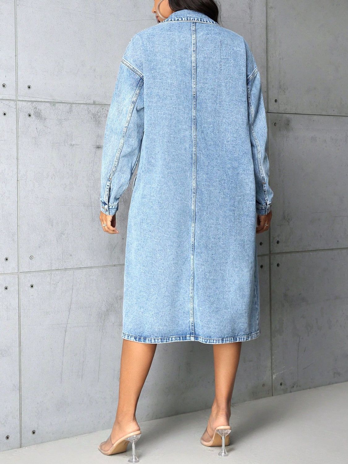LuX De’Ore Lori Pocketed Collared Neck Denim Top
