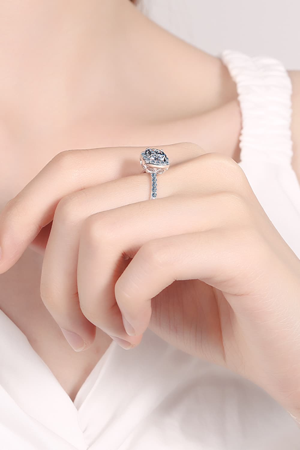 LuX De’ Ore 2 Carat Moissanite Square Halo Ring