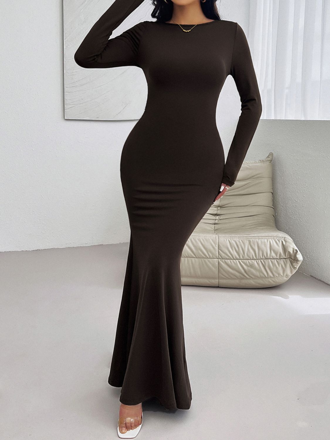 LuX De’Ore Kay Backless Long Sleeve Maxi Dress