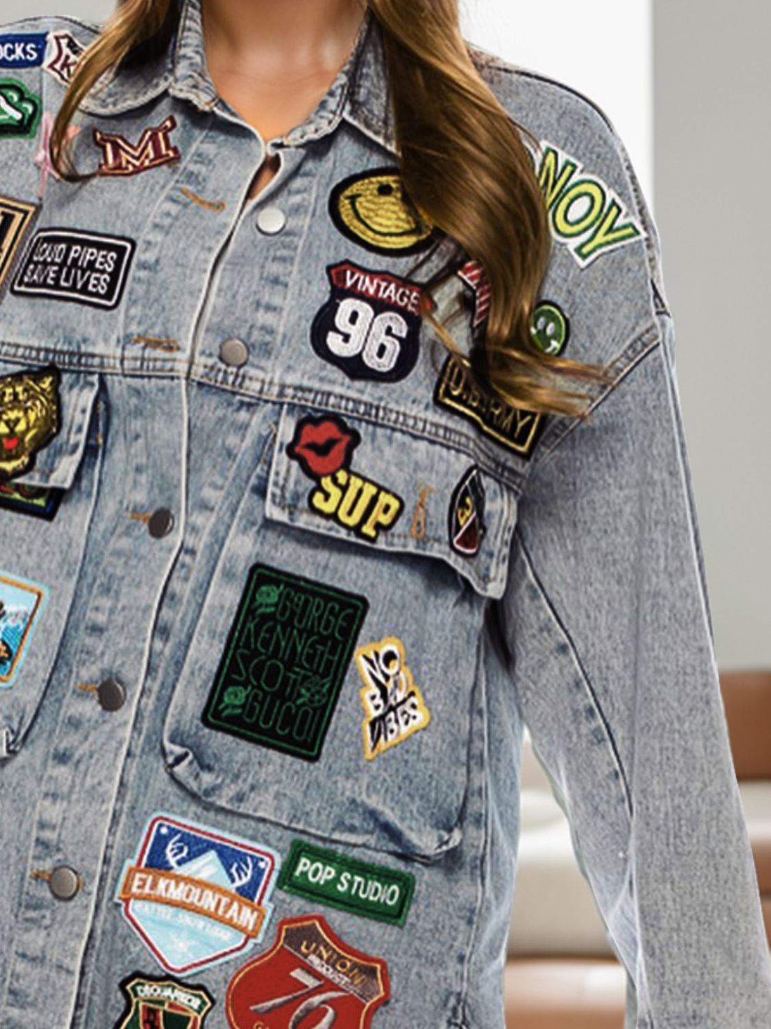 LuX De’Ore Bonnie Embroidered Long Sleeve Denim Jacket