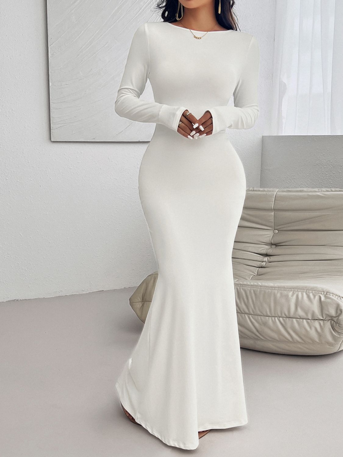 LuX De’Ore Kay Backless Long Sleeve Maxi Dress