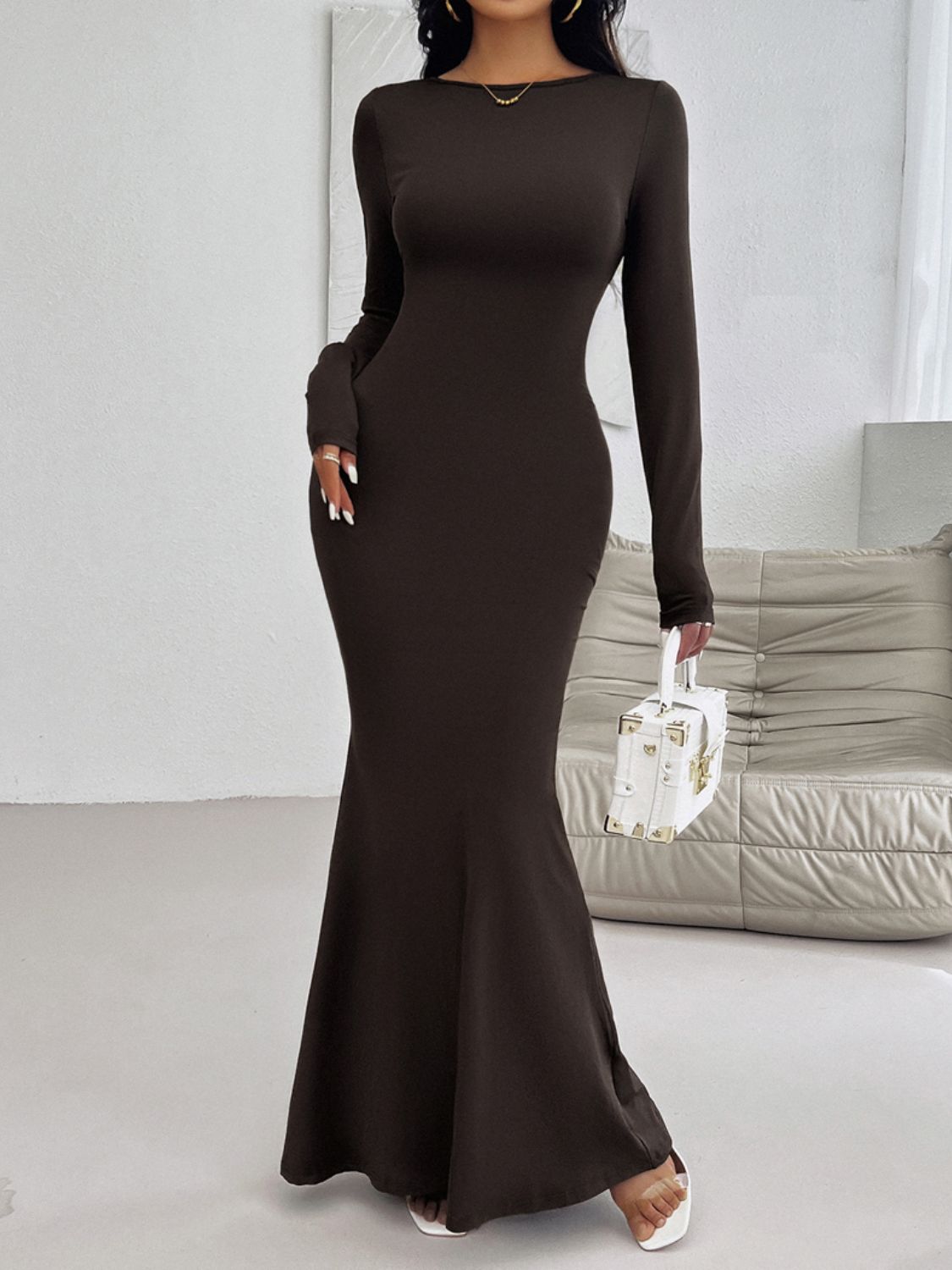 LuX De’Ore Kay Backless Long Sleeve Maxi Dress